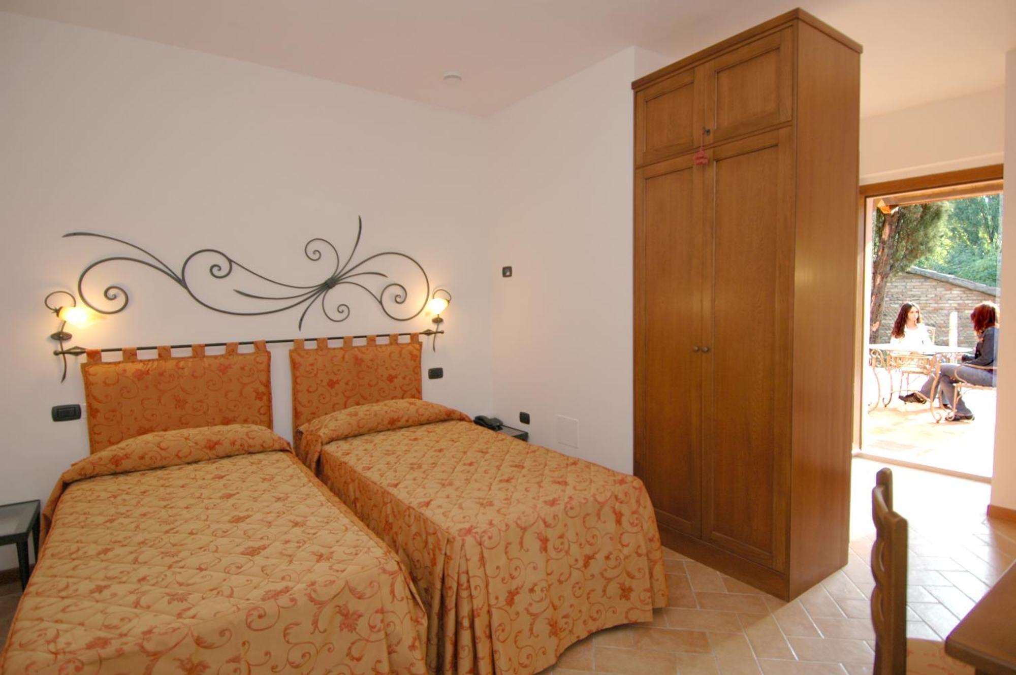 Colleverde Country House & Spa Ουρμπίνο Εξωτερικό φωτογραφία