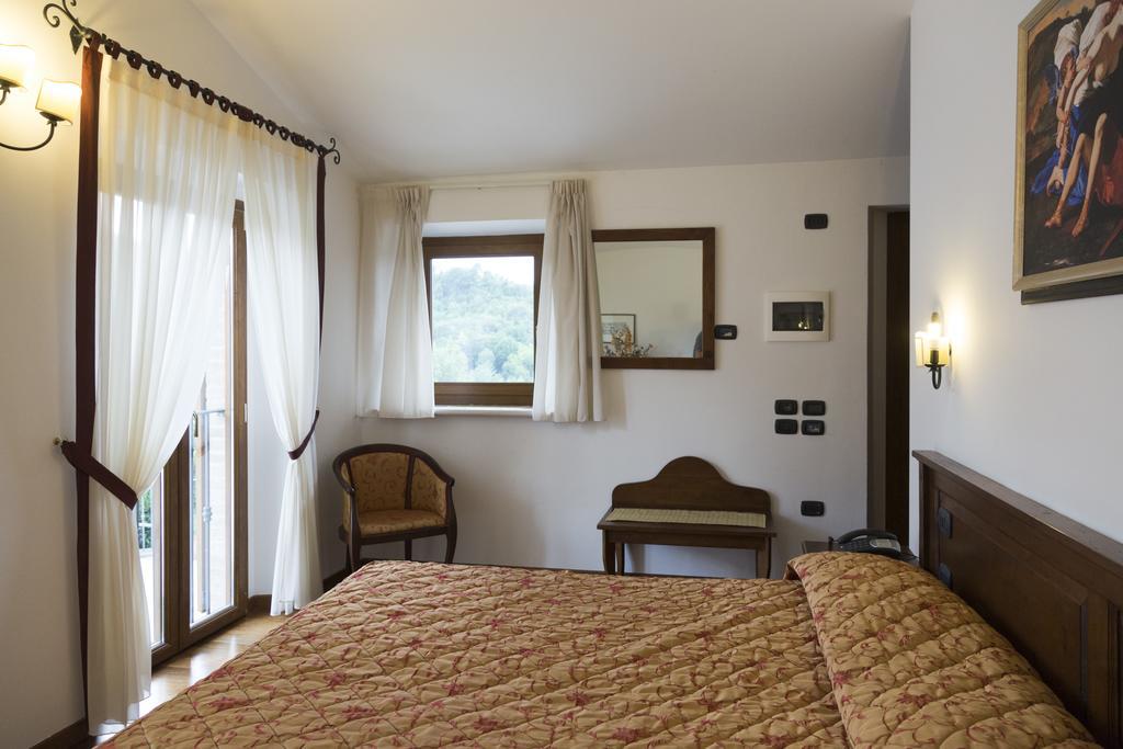 Colleverde Country House & Spa Ουρμπίνο Εξωτερικό φωτογραφία