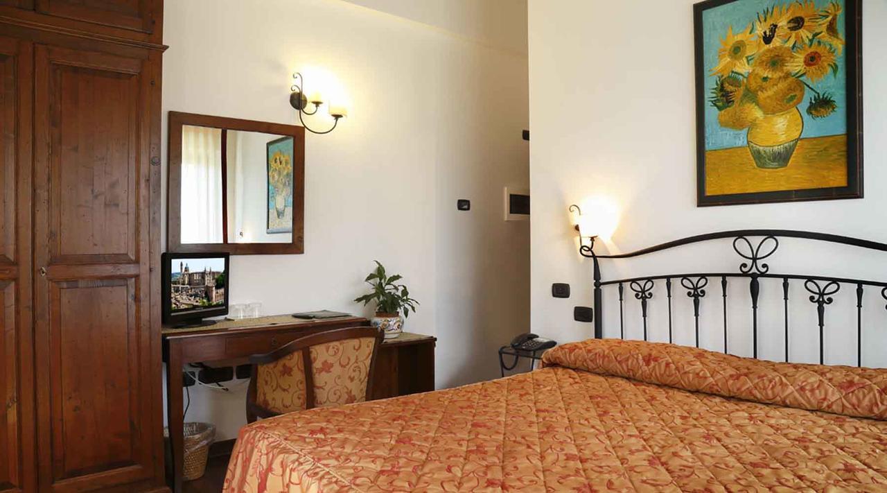 Colleverde Country House & Spa Ουρμπίνο Εξωτερικό φωτογραφία